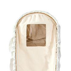 Introduire le dispositif dans le cercueil